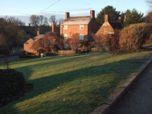 Beast Hill which was also referred to as the 'pound' or 'pinfold' also features in the Uppingham Heritage Trail, and is located to the right of Old School close to the Town Centre. The Uppingham pinfold dates back to the C12 and lay within the lordship of the 'Preston with Uppingham Manor'.